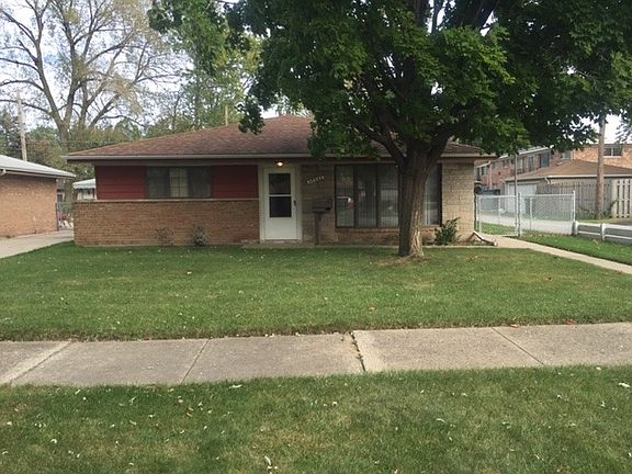2nd image of 17341 Lorenz Ave