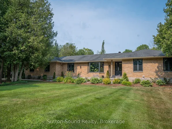 286 Balmy Beach Rd N, Georgian Bluffs, ON N4K 5N4