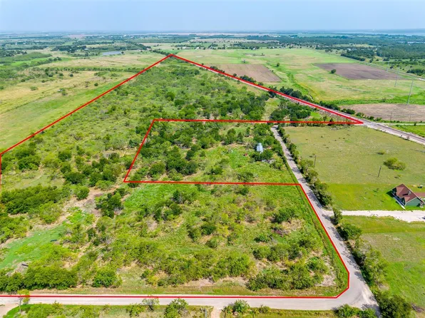 McCrady Rd, Ennis, TX 75119
