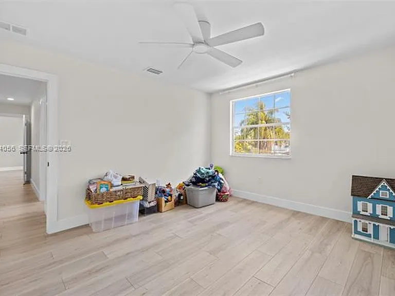 9547 SW 146th Pl — Photo 34