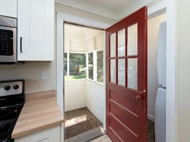 2615 West Main St — Photo 14