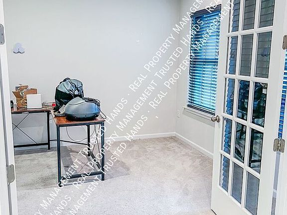 4th image of 5522 Bonn Way