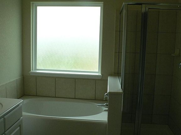 3rd image of 18802 Gentle Cove Ct