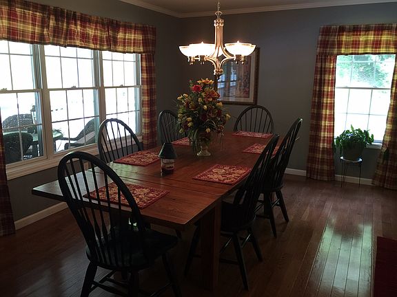 5th image of 120 Twelve Oaks Dr
