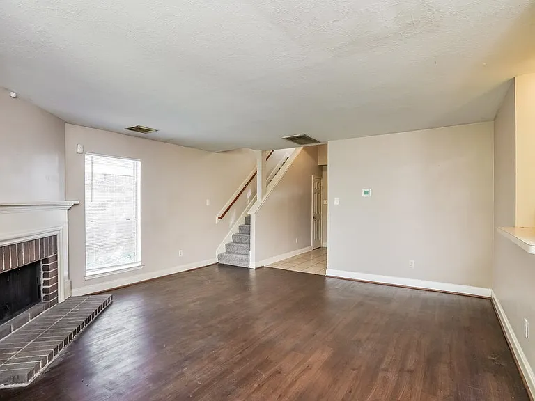 8710 High Mountain Dr — Photo 6
