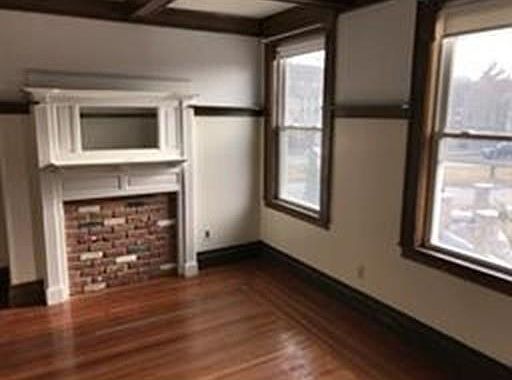 2nd image of 2163 Commonwealth Ave