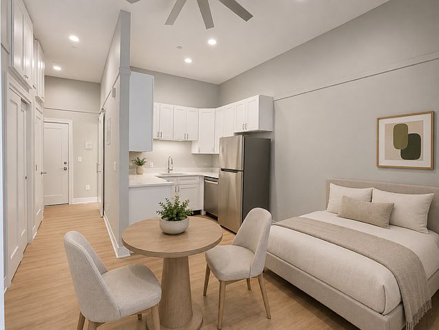1st image of 1101 W Granville Ave #102