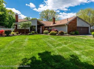 3 Killington Dr, Howell, NJ 07731