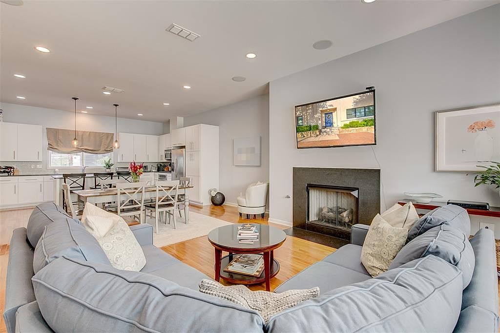 1122 St, Fort Worth, TX 76104 Zillow