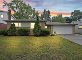 14140 Susanna St, Livonia, MI 48154