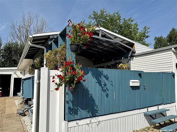 2nd image of UNIT D5-1455 9th AVENUE NE