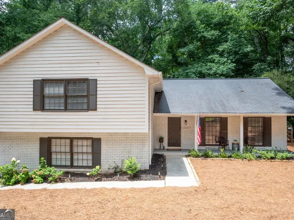 2377 Emory Ln NE, Marietta, GA 30068