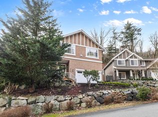 35774 Regal Pkwy, Abbotsford, BC V3G 2W2