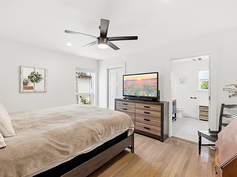 315 Mimosa St — Photo 12