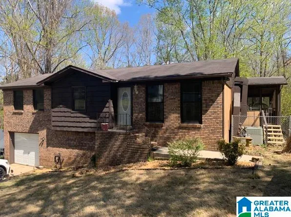 3035 Pine Hill Dr, Adamsville, AL 35005