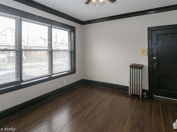 5th image of 3825 N Drake Ave #411