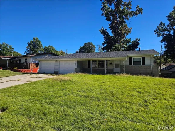 11164 Mammoth Dr, Saint Louis, MO 63136