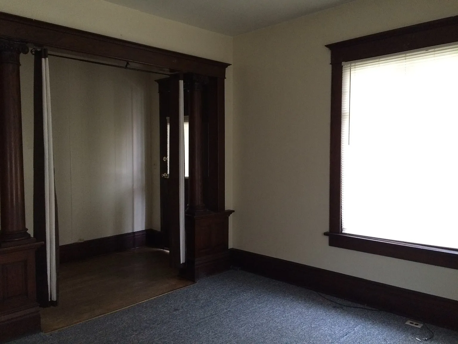 1406 W. 3rd St - 1406 — Photo 2