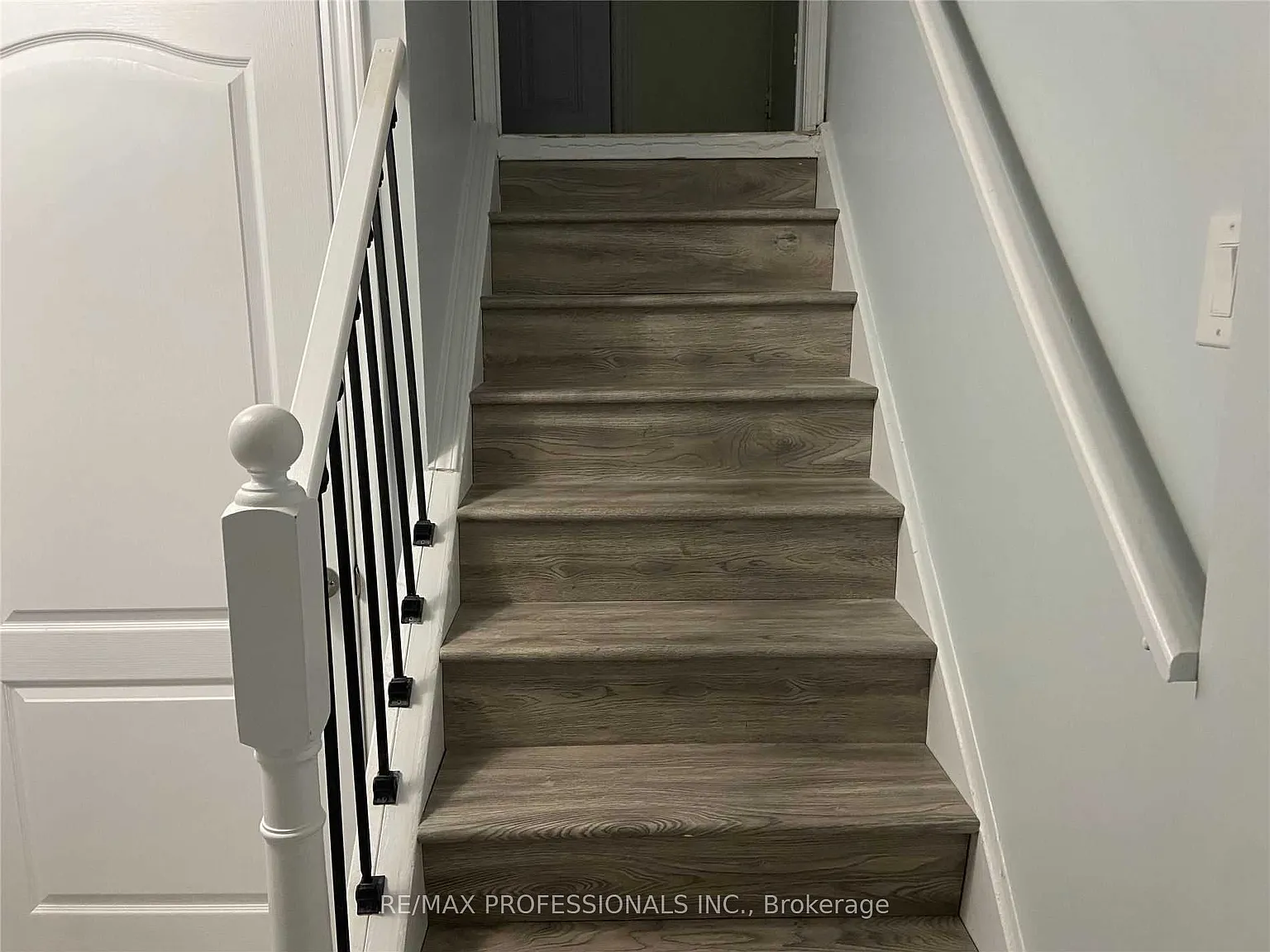 2 bed, $1,900 — Photo 4