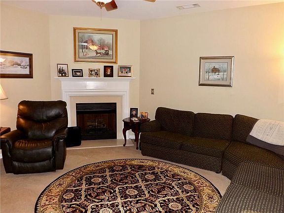 2nd image of 3375 Marla Blvd NW