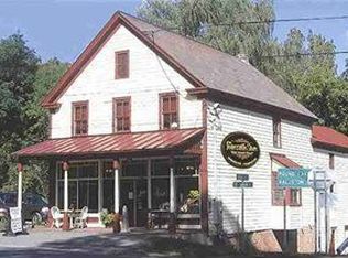 989 Main St, Clifton Park, NY 12065