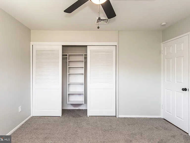 30 Primrose Ln — Photo 32