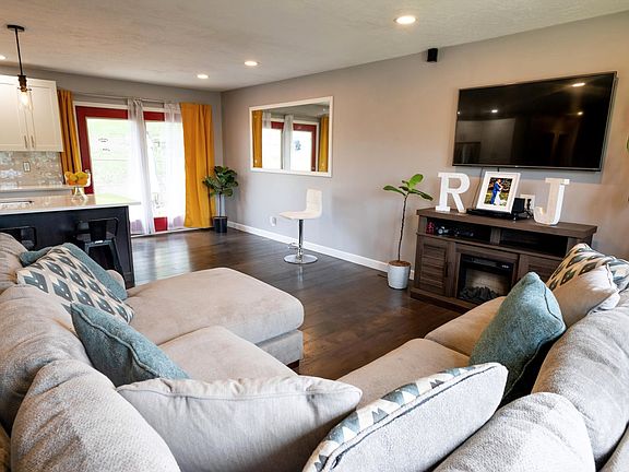 3rd image of 1501 Osage Ct