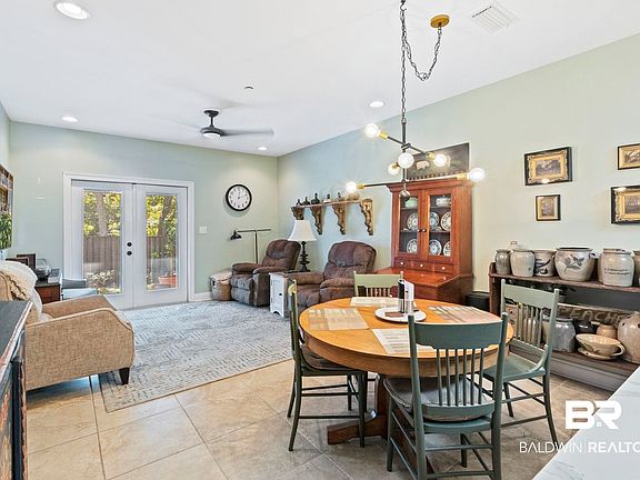 4th image of 20637 Blueberry Ln Unit 15