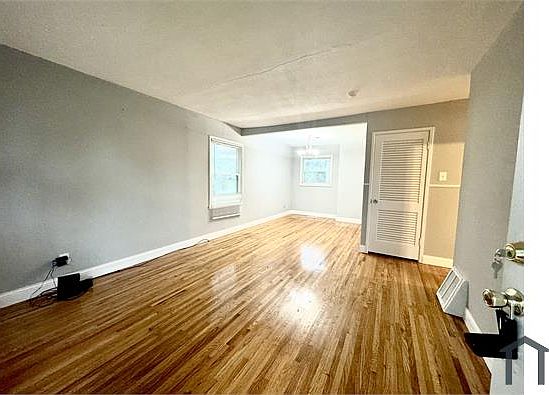 2nd image of 10329 Galloway Dr