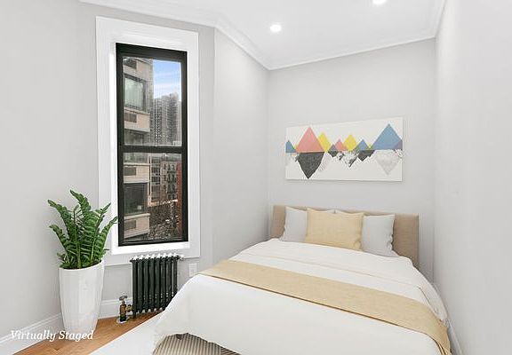 4th image of 223 E 89th St #2C