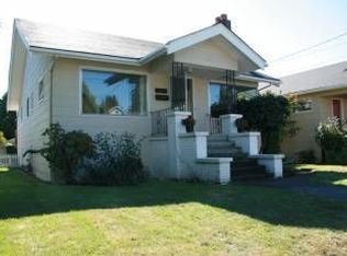 723 N 70th St, Seattle, WA 98103