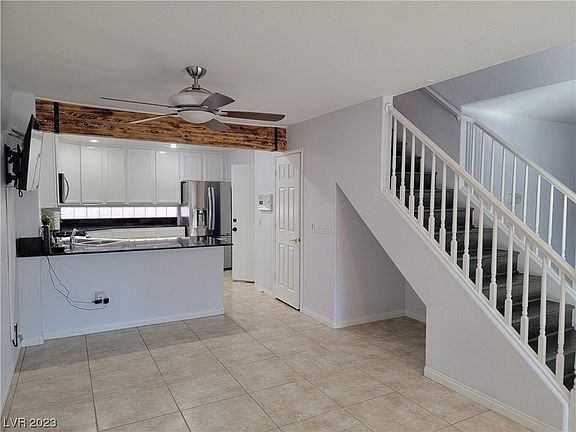 5th image of 3477 Bankside Dr