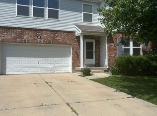 39 Westhaven Meadows Dr, Belleville, IL 62220