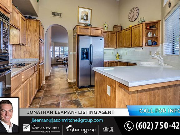 2nd image of 1938 E Los Arboles Dr