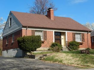 2754 Werkastle Ln, Cincinnati, OH 45211