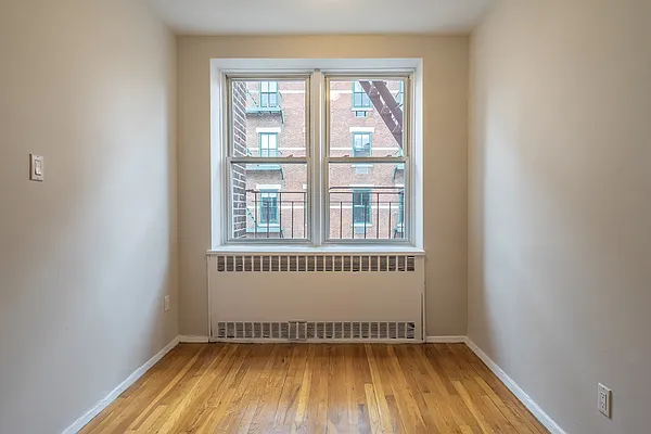 Rented by Metropolitan Equities | media 3