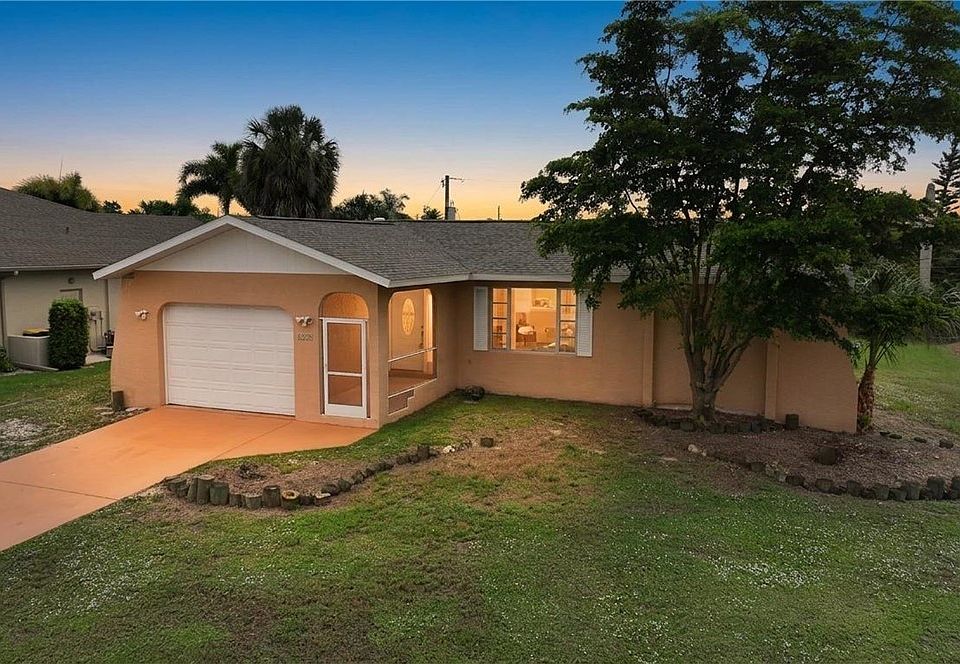 1st image of 2620 Wisteria Pl