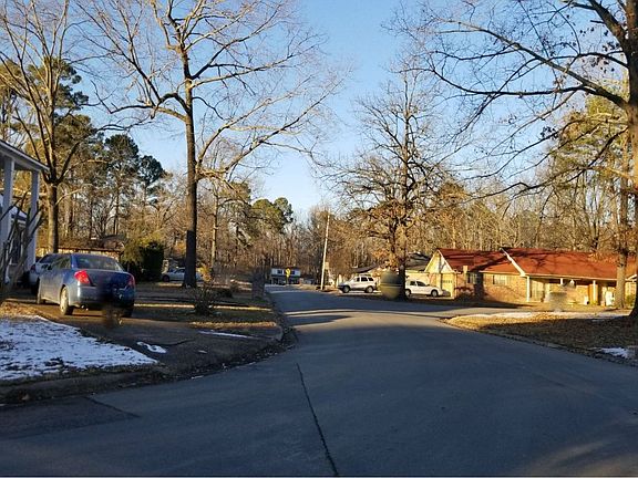 5th image of 9500 Susanne Dr