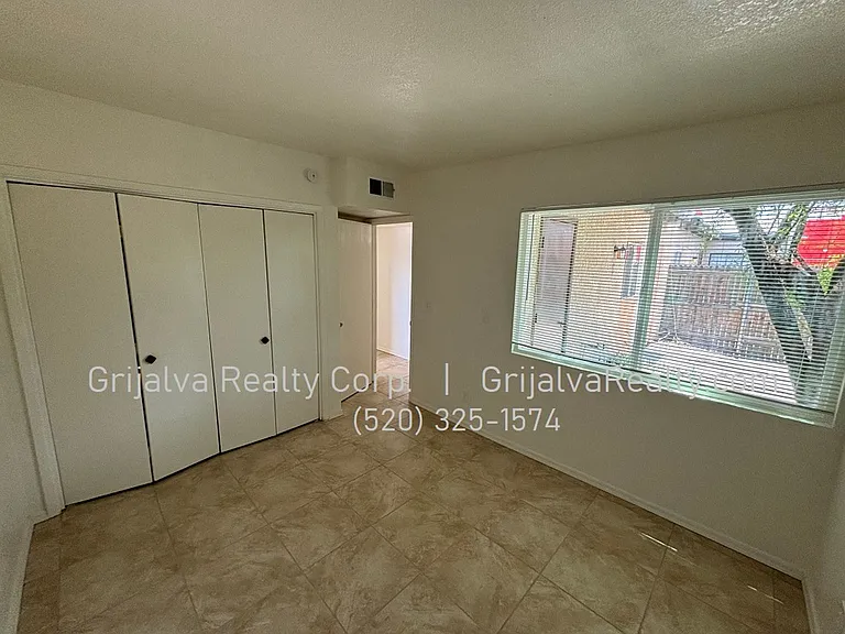 2415 N. Geronimo — Photo 6