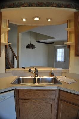 5th image of 260 W Whispering Oaks Ln