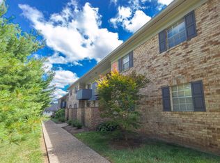 1068 Armstrong Mill Rd APT D, Lexington, KY 40517