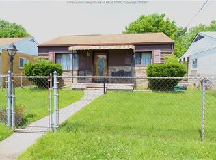 2124 McKinley Ave, Saint Albans, WV 25177