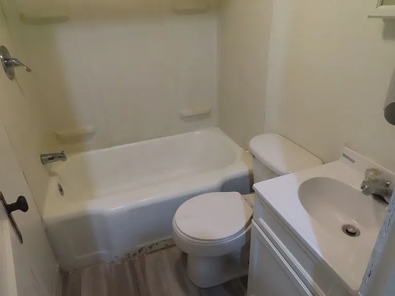 922 Fulton St — Photo 5