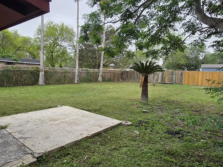 3418 S Estrellita Ave — Photo 1