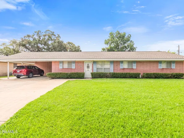 105 Leisure Ln, Lafayette, LA 70506
