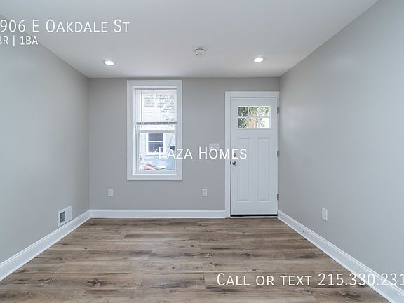 3rd image of 1906 E Oakdale St