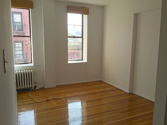 Rented by Pink Stone Realty LLC | media 6