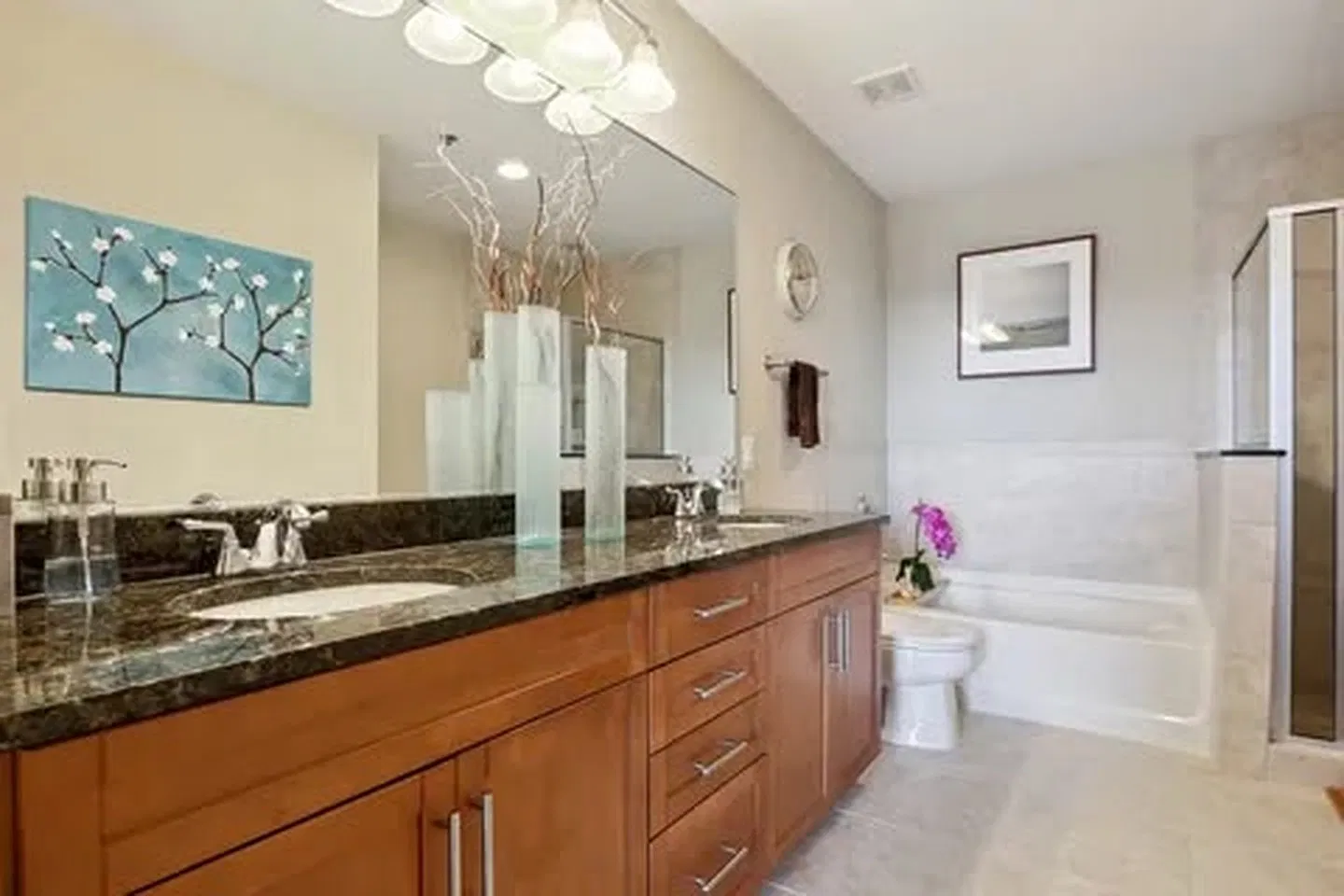 2 bed, 986 sqft, $2,750 — Photo 4