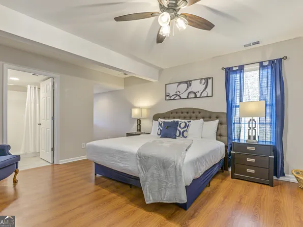 27 W Ridge Dr SE, Cartersville, GA 30121