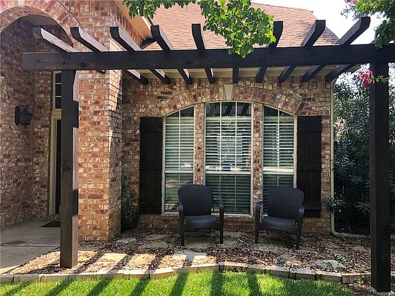 3rd image of 552 Dove Creek Pl